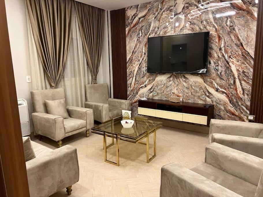 Urban Elegance @ Maadino6 Apartment Cairo