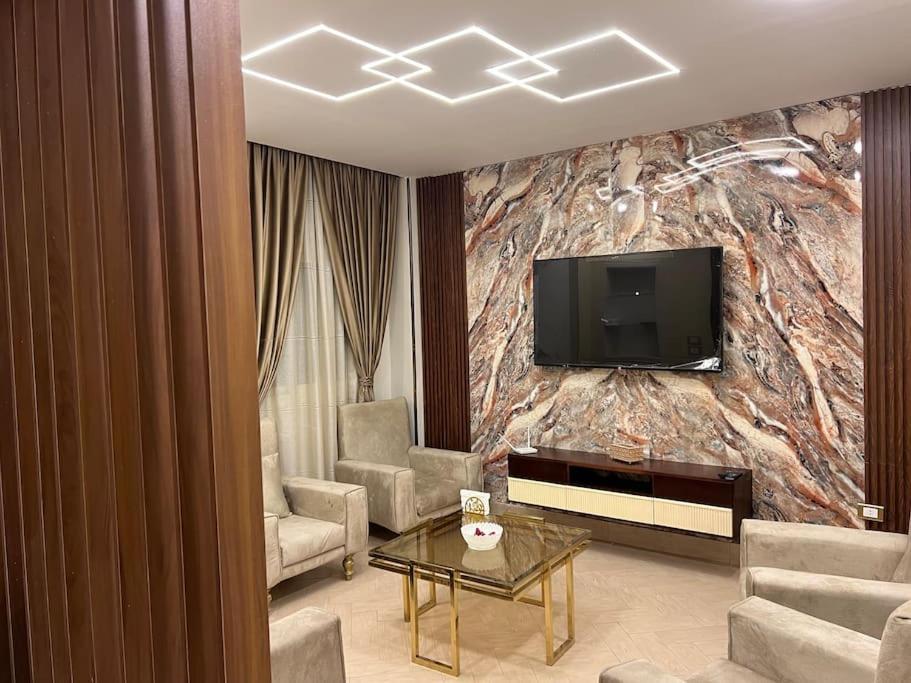 Apartment Urban Elegance @ Maadino6 *